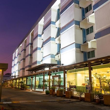 Mayflower Grand Hotel Korat Nakhonratchasima Dış mekan fotoğraf