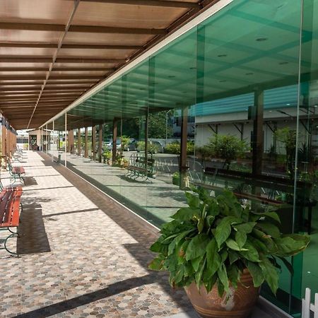 Mayflower Grand Hotel Korat Nakhonratchasima Dış mekan fotoğraf