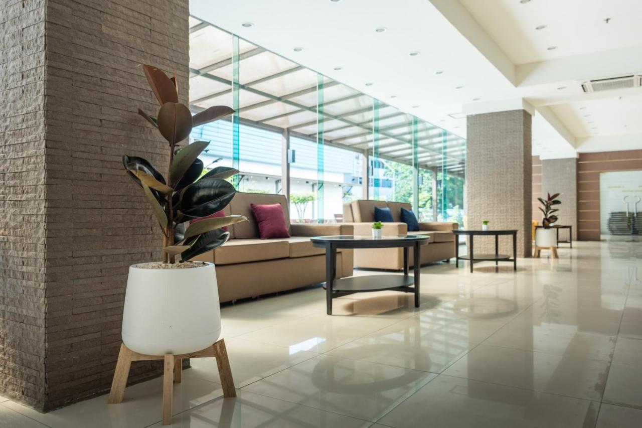 Mayflower Grand Hotel Korat Nakhonratchasima Dış mekan fotoğraf