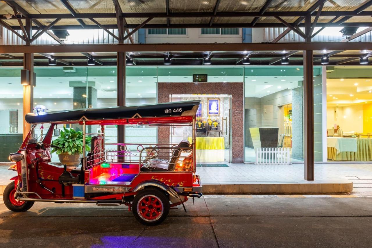Mayflower Grand Hotel Korat Nakhonratchasima Dış mekan fotoğraf