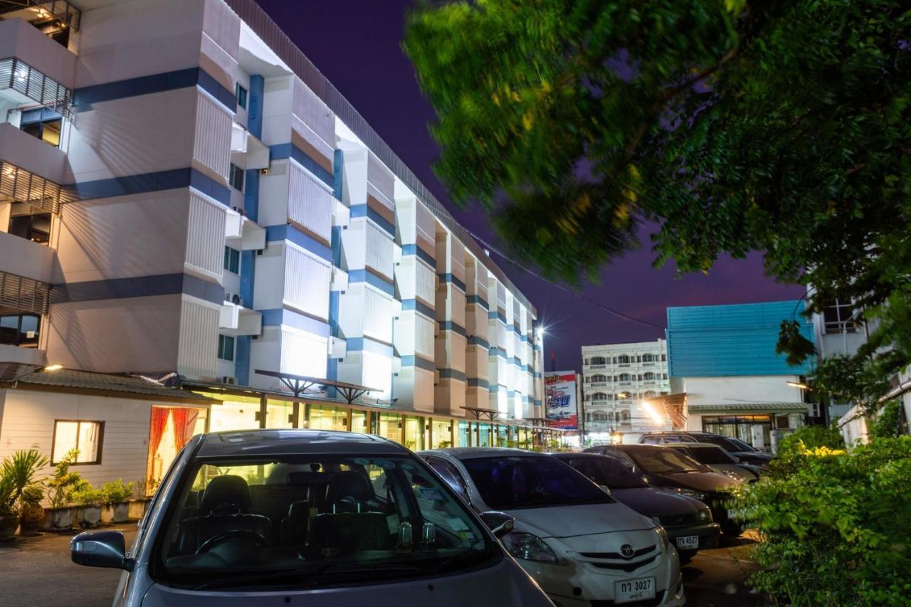 Mayflower Grand Hotel Korat Nakhonratchasima Dış mekan fotoğraf